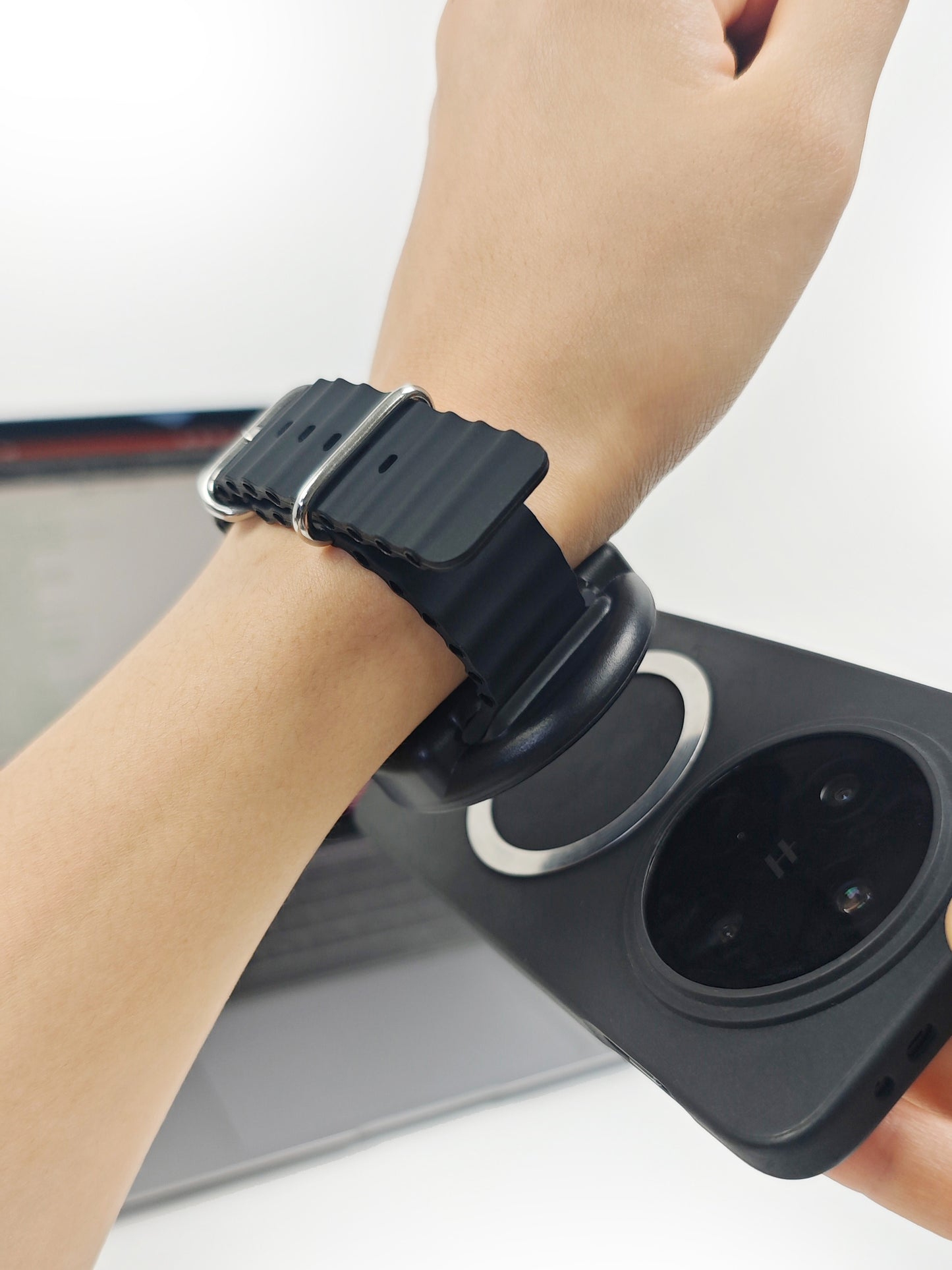 Magnetic Wrist Phone Mount | 360° Rotation | Quick Release | Strong Magnetic Hold